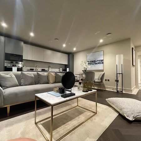 Sophisticated 1Br, 1 Ba Chigwell Designer Flat Chcl F2 Apartment Exterior photo