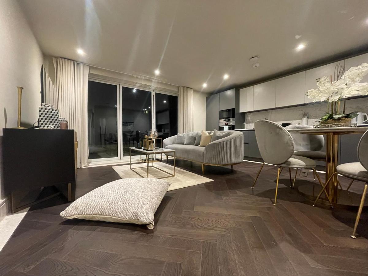 Sophisticated 1Br, 1 Ba Chigwell Designer Flat Chcl F2 Apartment Exterior photo