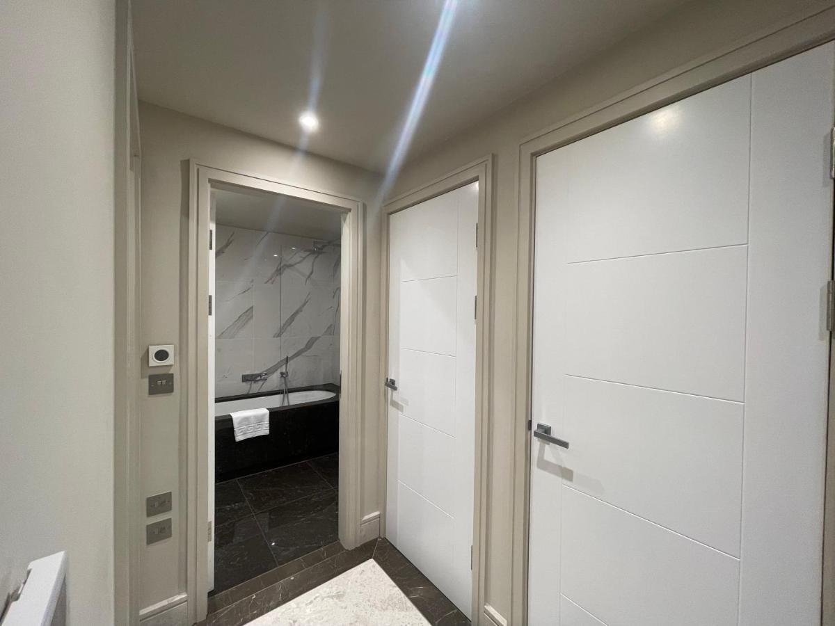 Sophisticated 1Br, 1 Ba Chigwell Designer Flat Chcl F2 Apartment Exterior photo