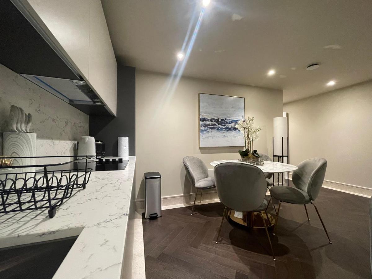 Sophisticated 1Br, 1 Ba Chigwell Designer Flat Chcl F2 Apartment Exterior photo
