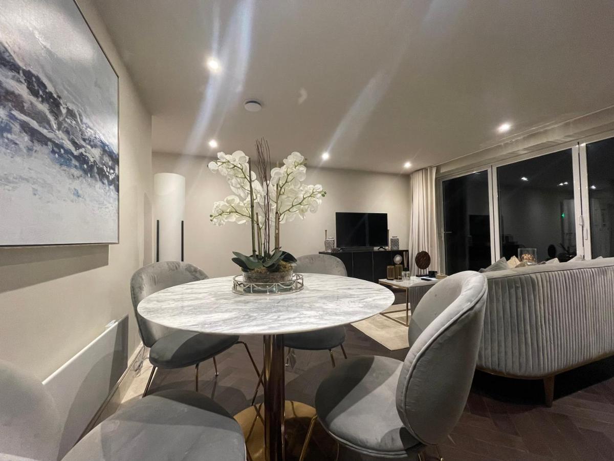 Sophisticated 1Br, 1 Ba Chigwell Designer Flat Chcl F2 Apartment Exterior photo